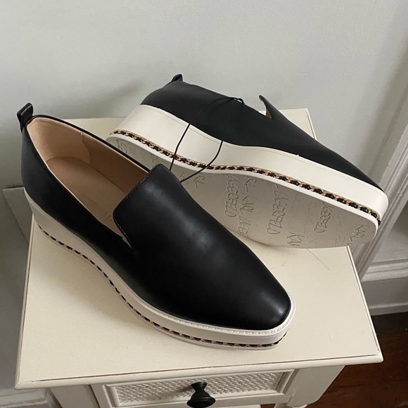 Karl Lagerfeld Brenna Platform Slide On - Picture 7 of 12